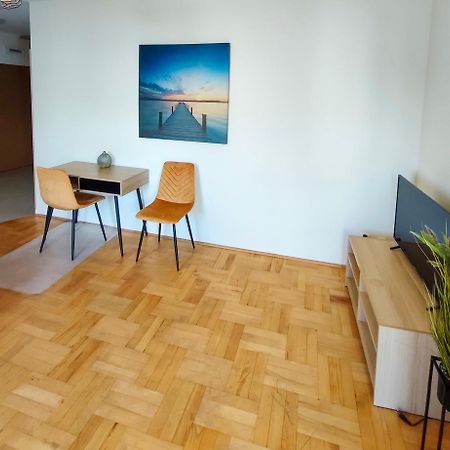 Prywatny Parking Apartament Zacisze By Rentoom Stary Toruń Exterior foto